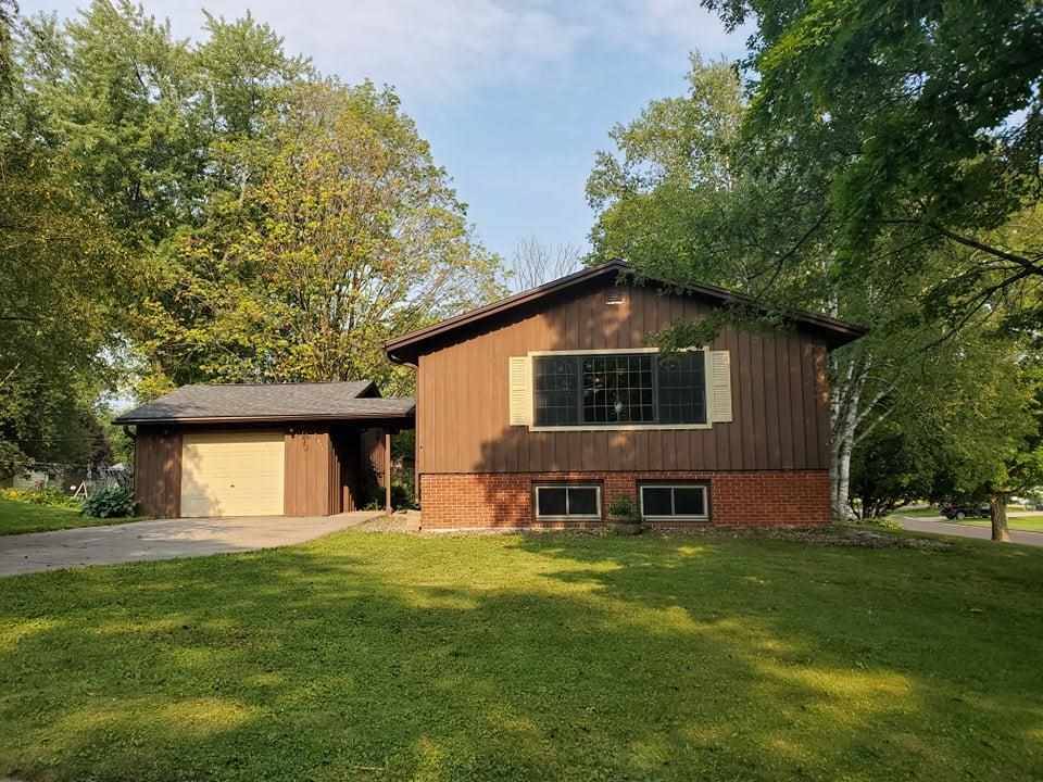 821 Garfield Ave, Viroqua, WI 54665