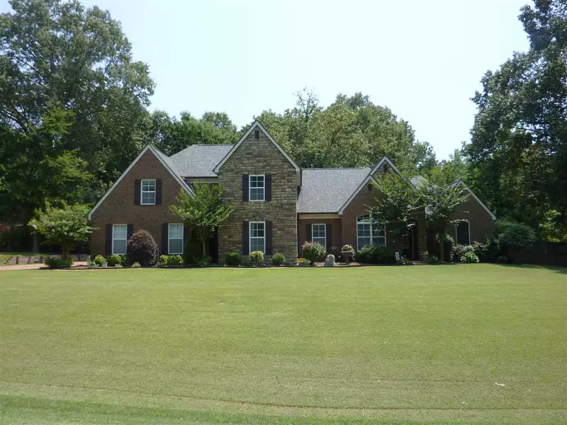 560 ESTATE DR, Eads, TN 38028