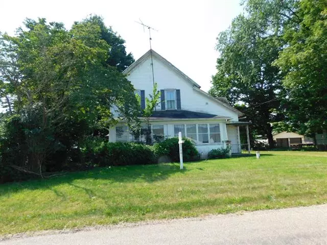 3882 K Drive S, East Leroy, MI 49051