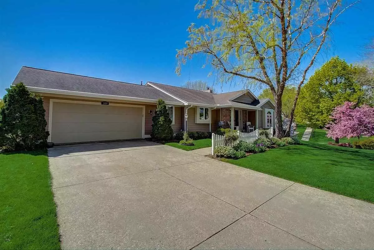 Middleton, WI 53562,1620 Foxridge Ct