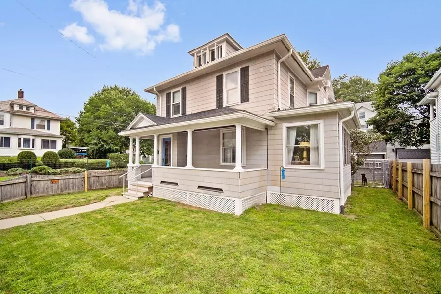 137 Franklin St, Greenfield, MA 01301