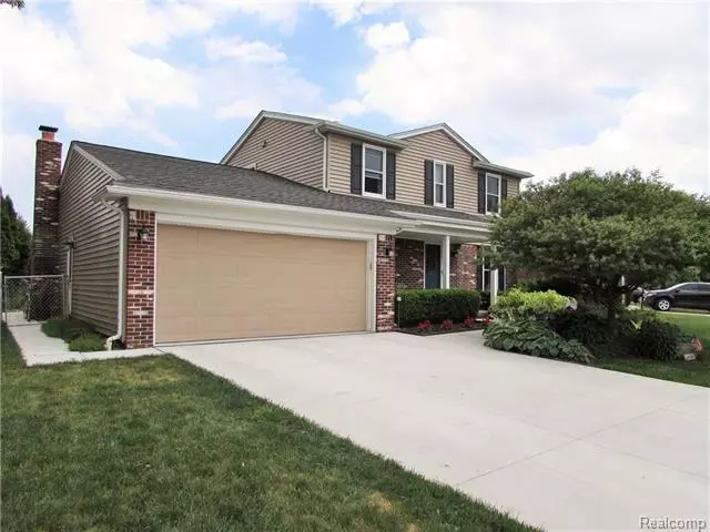 1480 WALNUT RIDGE CIR, Canton, MI 48187