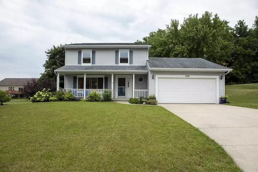 335 Washburn Rd, Deerfield, WI 53531