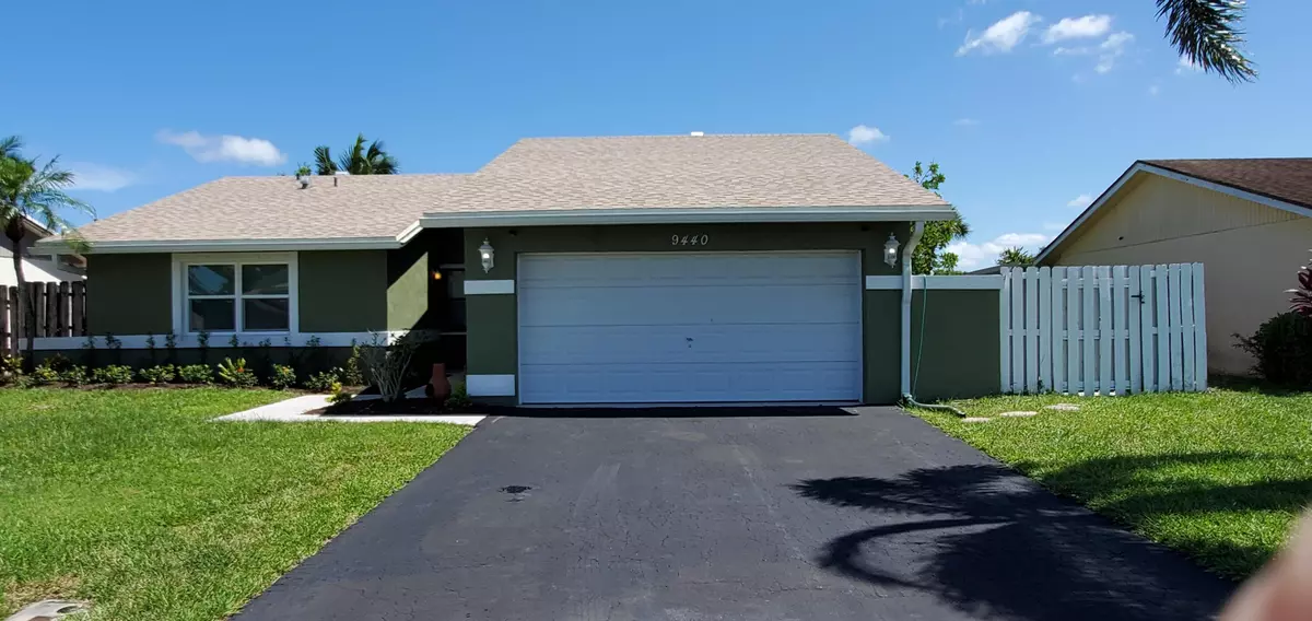 Boca Raton, FL 33496,9440 Saddlebrook DR