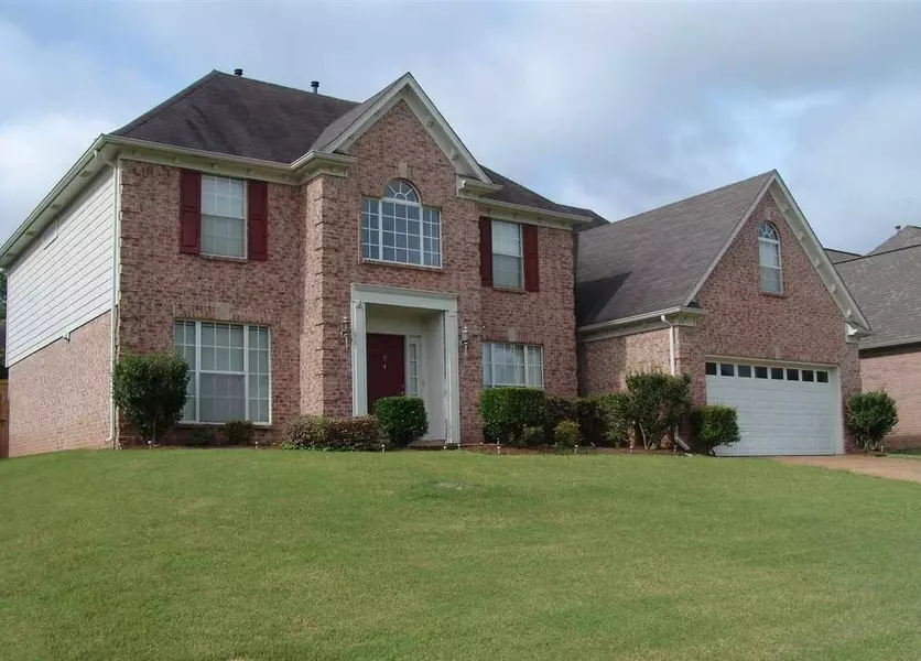 70 WHISPERING CREEK DR, Oakland, TN 38060