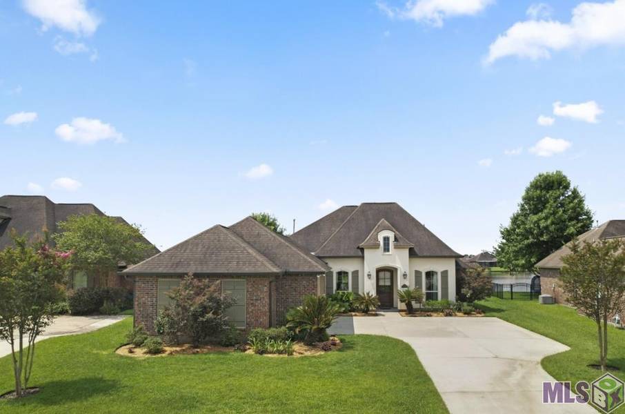 41179 BAYOU SEGNETTE AVE, Gonzales, LA 70737