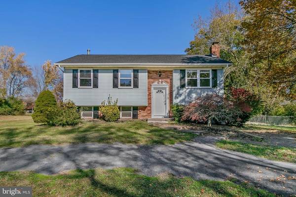 10114 BRUNS AVE, White Plains, MD 20695