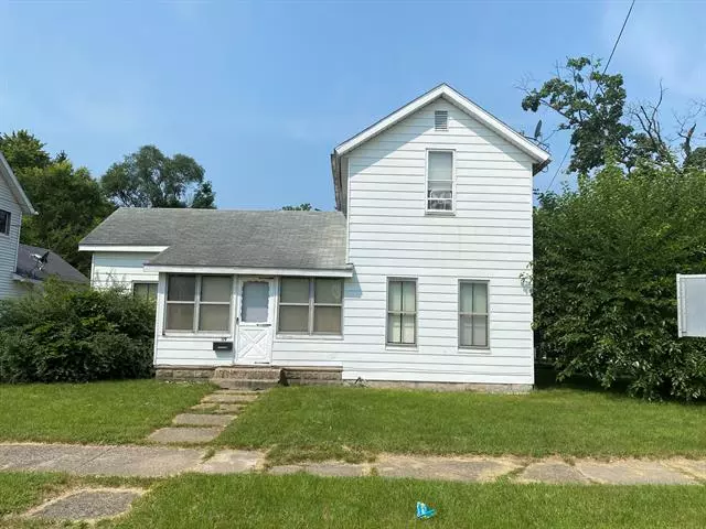 119 James Street, Dowagiac, MI 49047