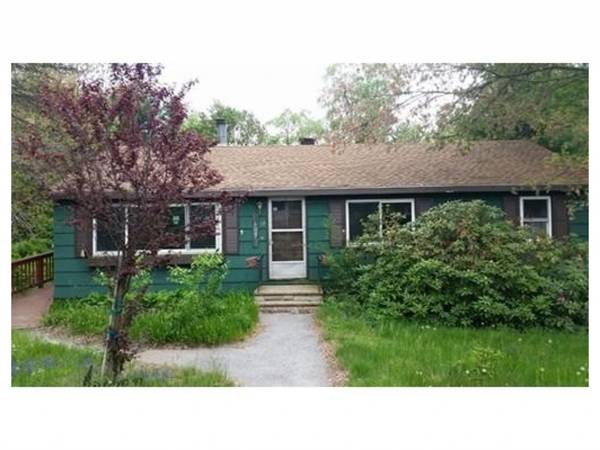 14 Sunset AVE, Derry, NH 03038