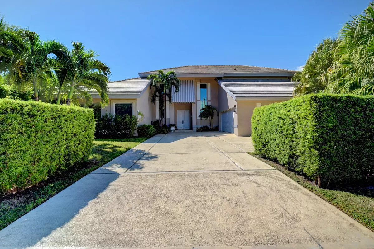 Ocean Ridge, FL 33435,1 Beachway DR