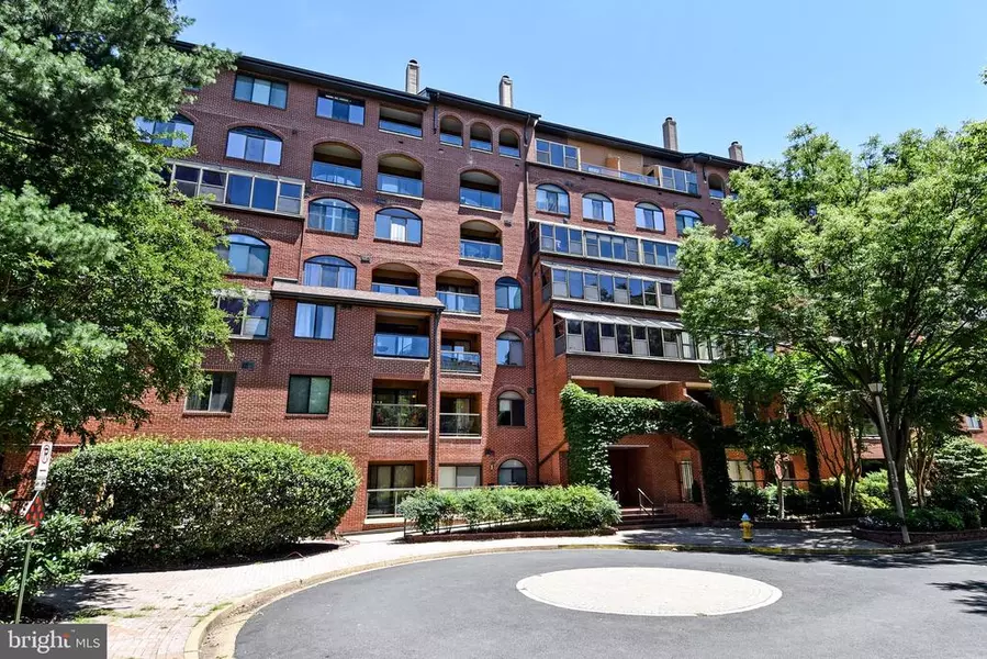 1029 N STUART ST #508, Arlington, VA 22201