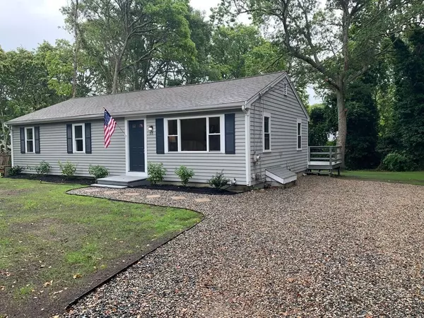 Barnstable, MA 02601,99 Oakview Ter