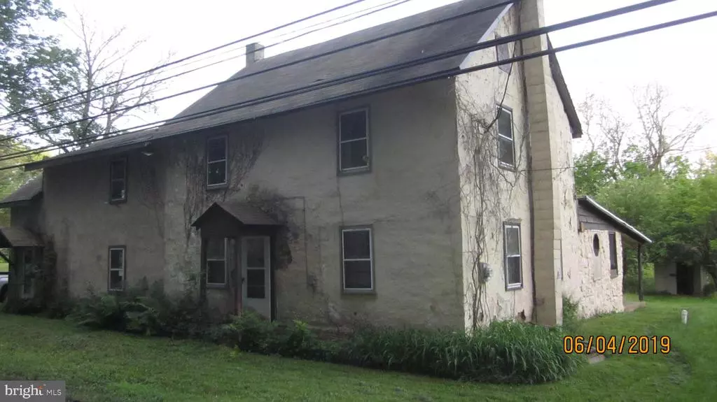 4045 E CAMPBELL RD, Pennsburg, PA 18073