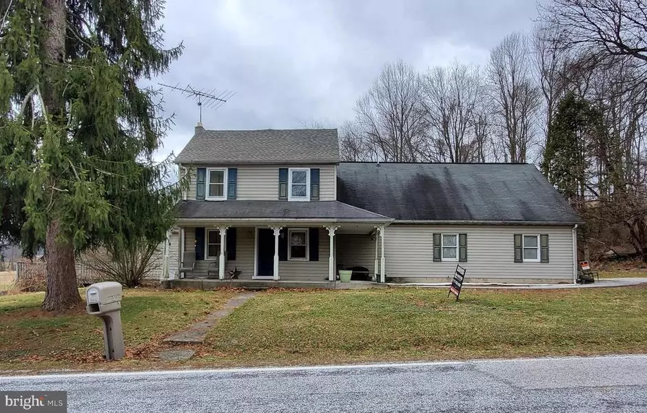 570 BRYSONIA RD, Biglerville, PA 17307