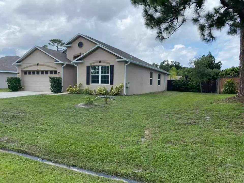 Port Saint Lucie, FL 34983,313 NE Glentry AVE