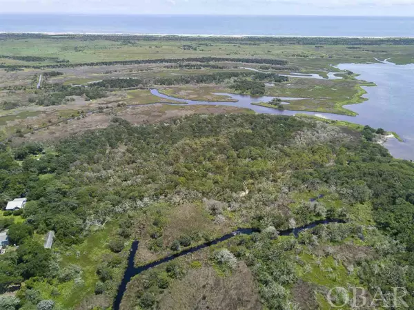 Ocracoke, NC 27960,82 Loop Road