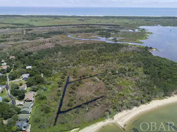 Ocracoke, NC 27960,82 Loop Road