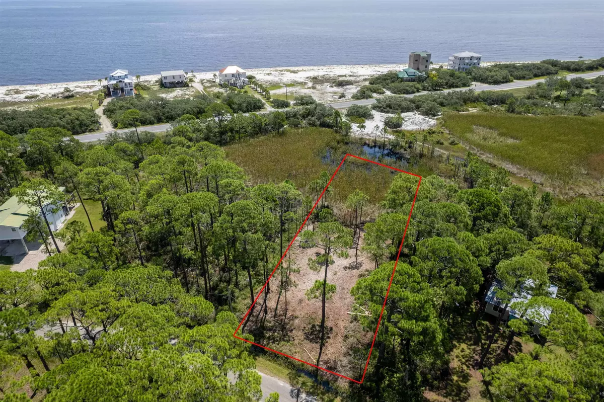 Alligator Point, FL 32346-0,36 Lakeview Drive