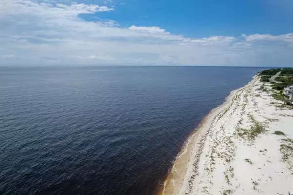 Alligator Point, FL 32346-0,36 Lakeview Drive