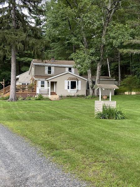 26 Lake Pleasant Rd, Montague, MA 01351