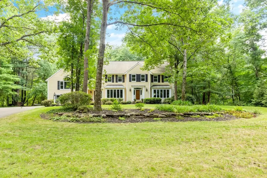 5 Great Pond Drive, Boxford, MA 01921