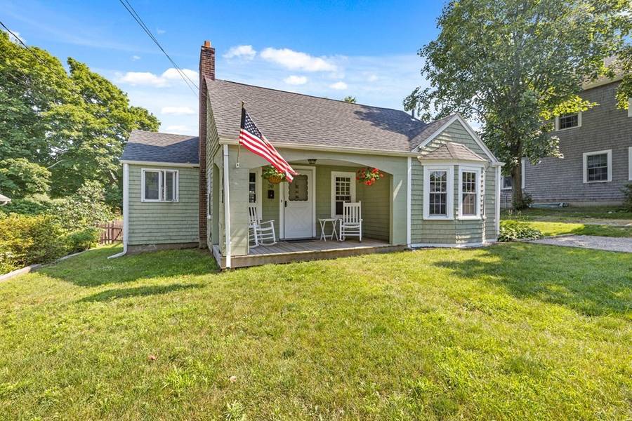 30 Seaview Ave, Scituate, MA 02066