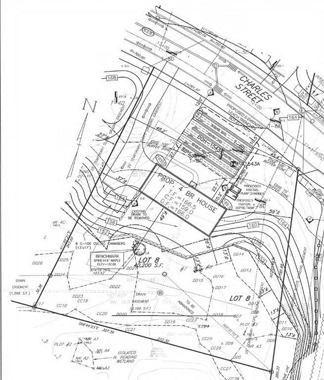 17 Charles St, North Reading, MA 01864