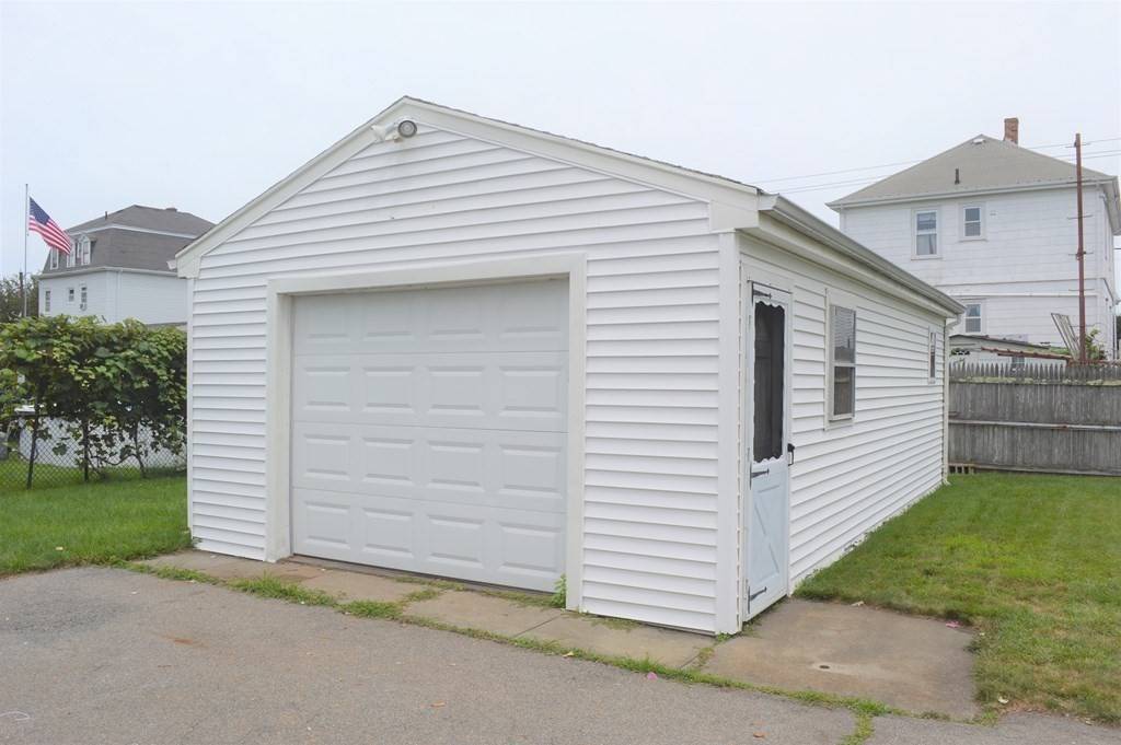 Fall River, MA 02724,186 Tower St