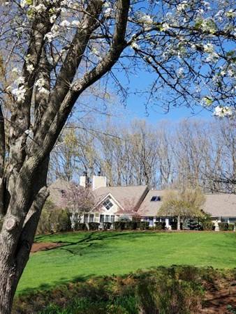 Atkinson, NH 03811,3 Spickett Valley Drive