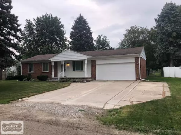 Harrison Twp, MI 48045,26876 Coleridge St