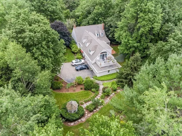 10 Crowningshield Dr, Paxton, MA 01612