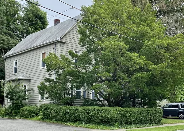 Saugus, MA 01906,582 Lincoln Avenue