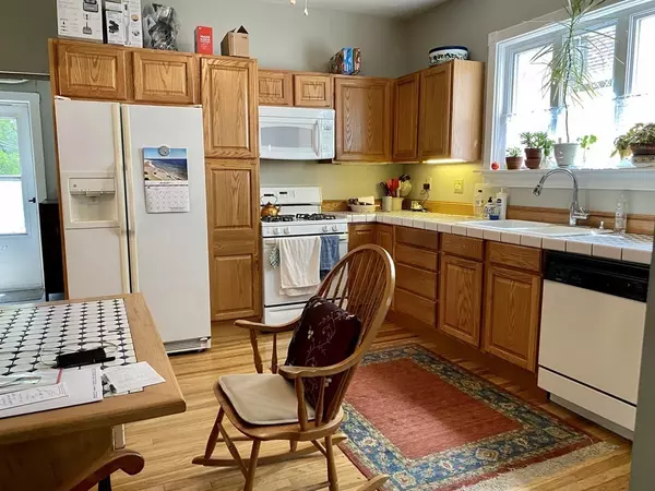 Saugus, MA 01906,582 Lincoln Avenue