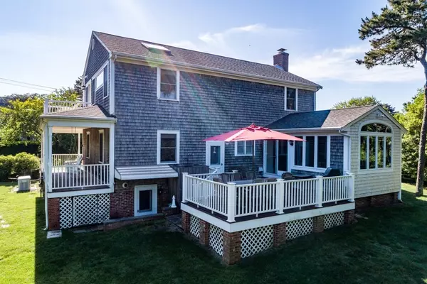 Chatham, MA 02633,115 Seaquanset Rd