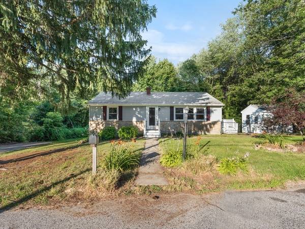 10 Sovereign Heights, Sutton, MA 01590