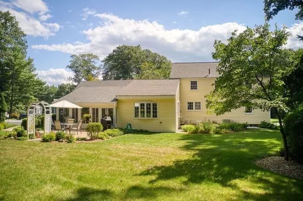 Chelmsford, MA 01824,16 Gelding Road