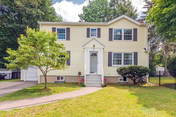 24 Manning St, Lexington, MA 02421