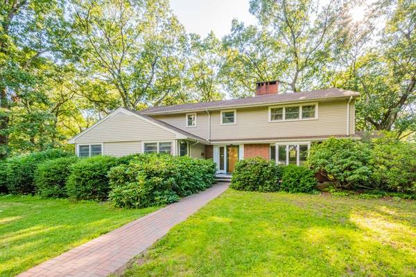 73 Buckman Dr, Lexington, MA 02421