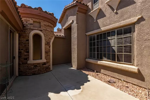 Henderson, NV 89015,852 Wintersweet Road