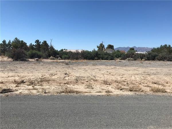 641 Hickory Street, Pahrump, NV 89048