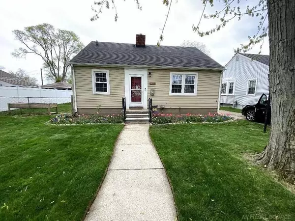 2558 Cummings, Berkley, MI 48072