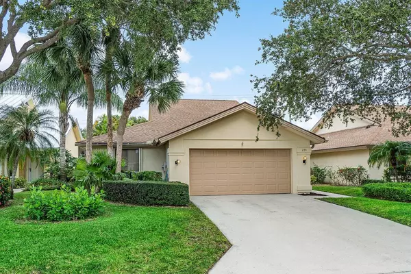 231 E River Park DR, Jupiter, FL 33477