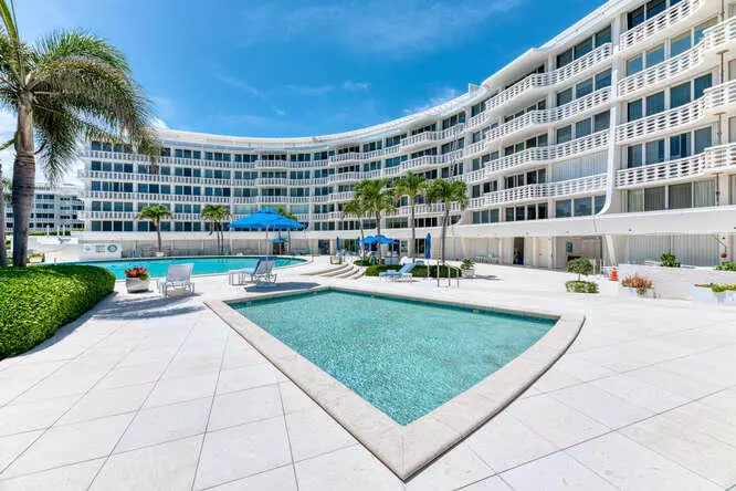 100 Sunrise AVE 306, Palm Beach, FL 33480