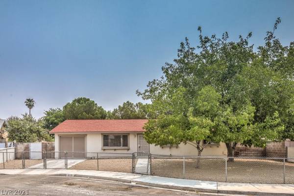 555 Diamond Head Circle, Las Vegas, NV 89110