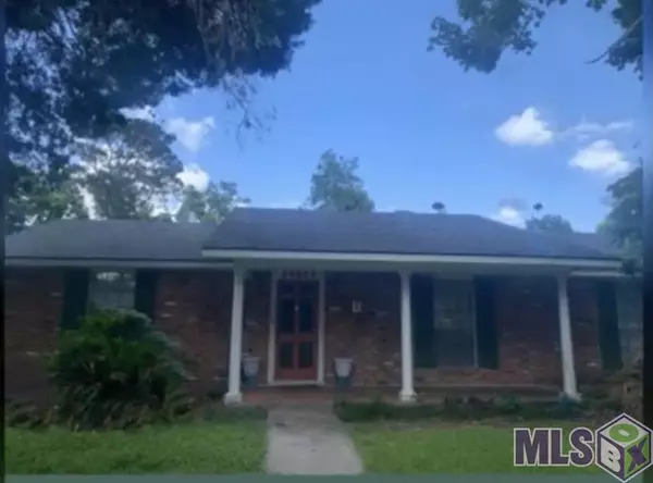 24525 HOLLY DR, Plaquemine, LA 70764