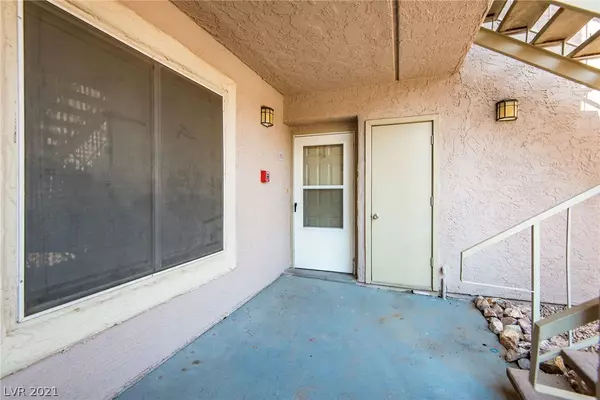 Laughlin, NV 89029,2044 Mesquite Lane #105