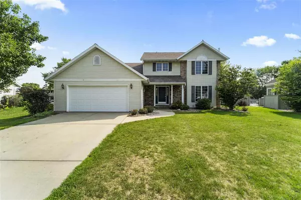 Waunakee, WI 53597,607 Worthington Way