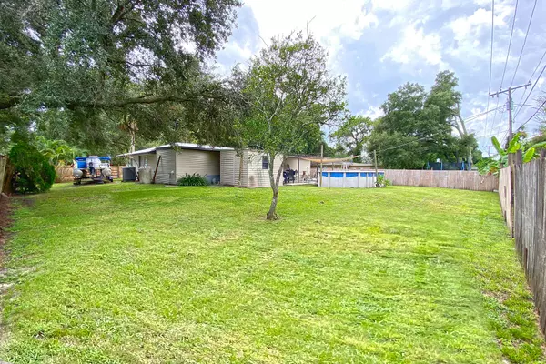 Fort Pierce, FL 34951,7804 Penny LN