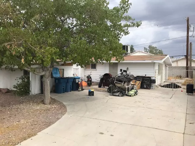 5325 Evergreen Avenue, Las Vegas, NV 89107