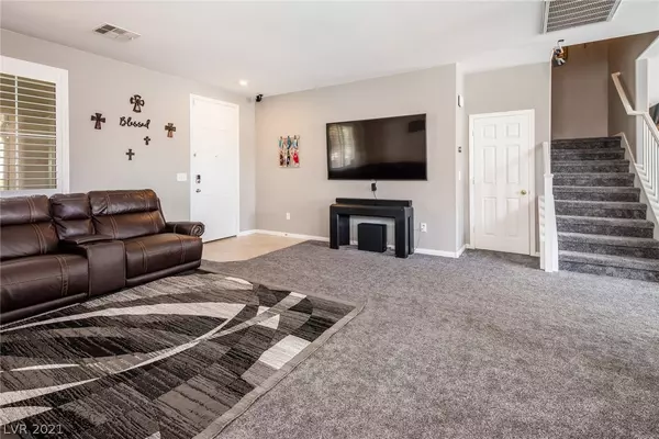 North Las Vegas, NV 89084,6720 Surfbird Street